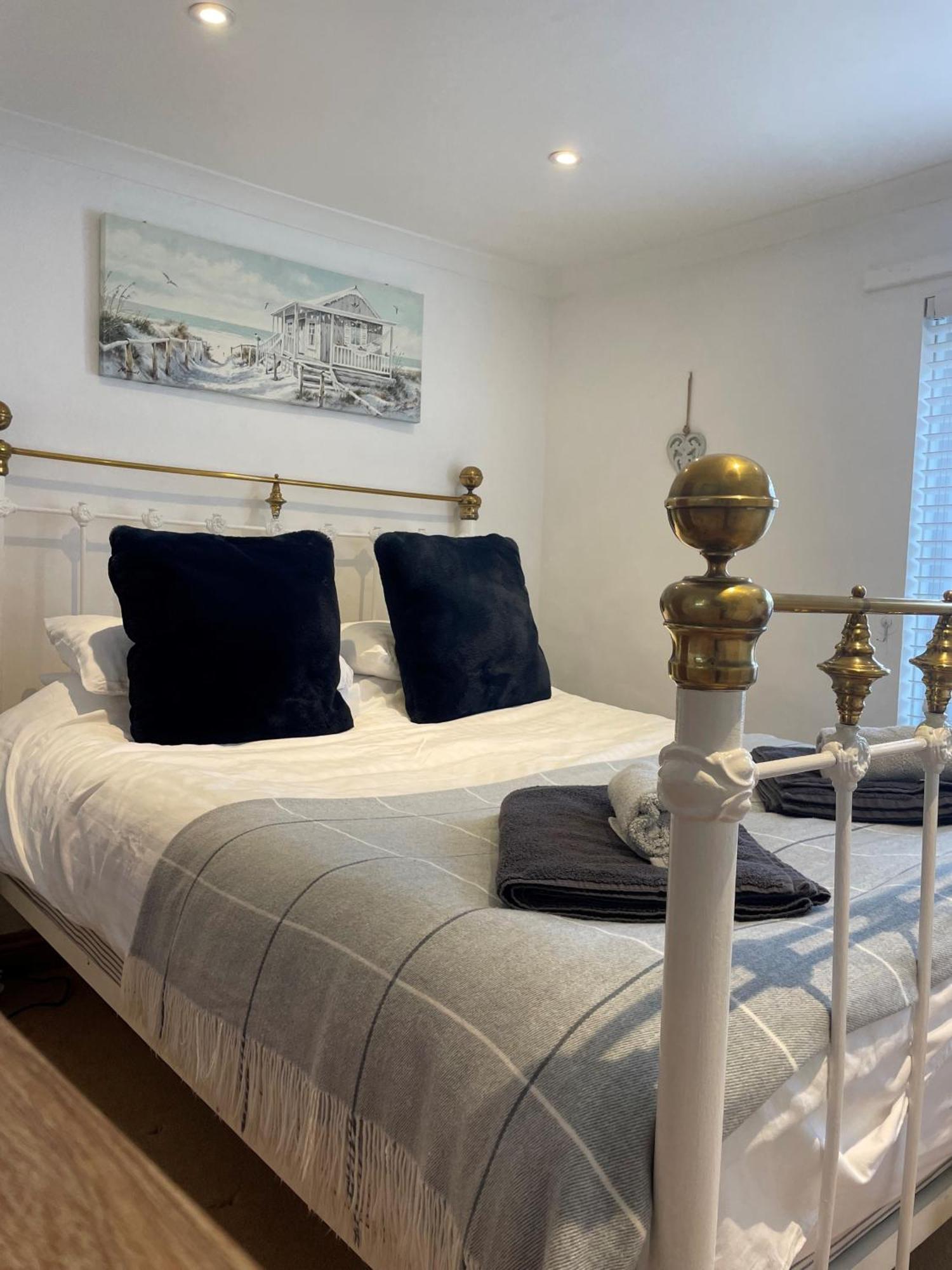 The Little Lighthouse - 2 Minutes From The Beach Pentewan Exterior foto